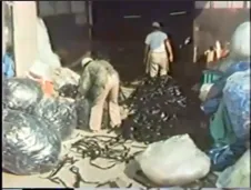 128話「プラスチック廃棄物製測量杭」の写真 9